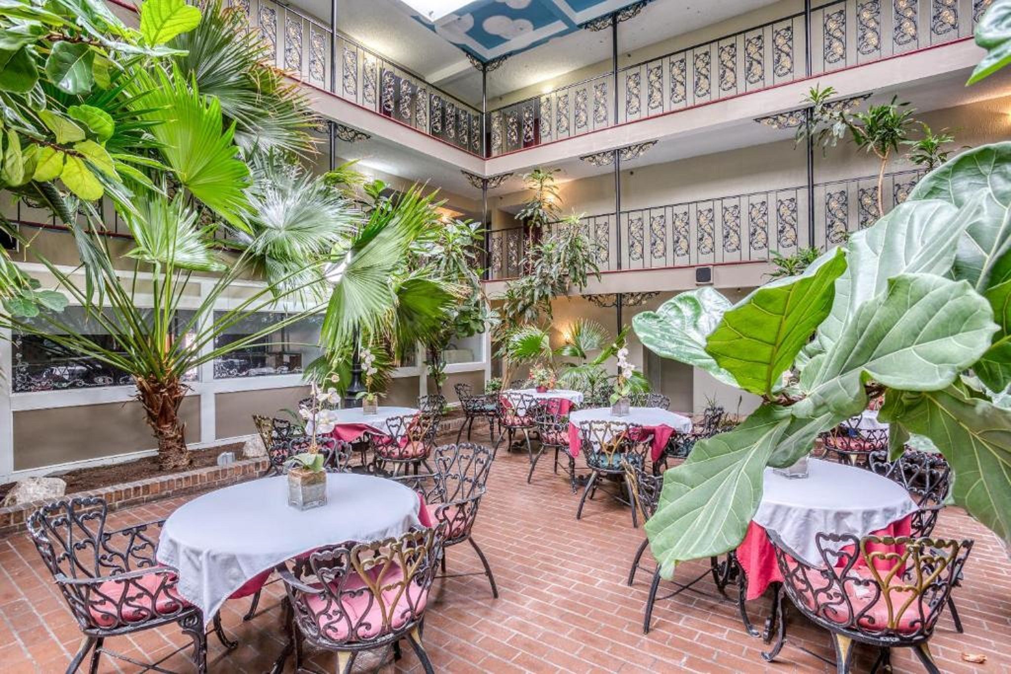 Garden Cove Hotel Suites 2