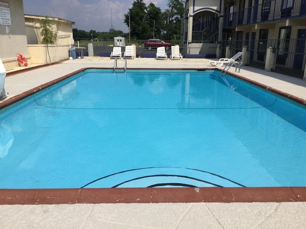 American Inn Morrilton 1