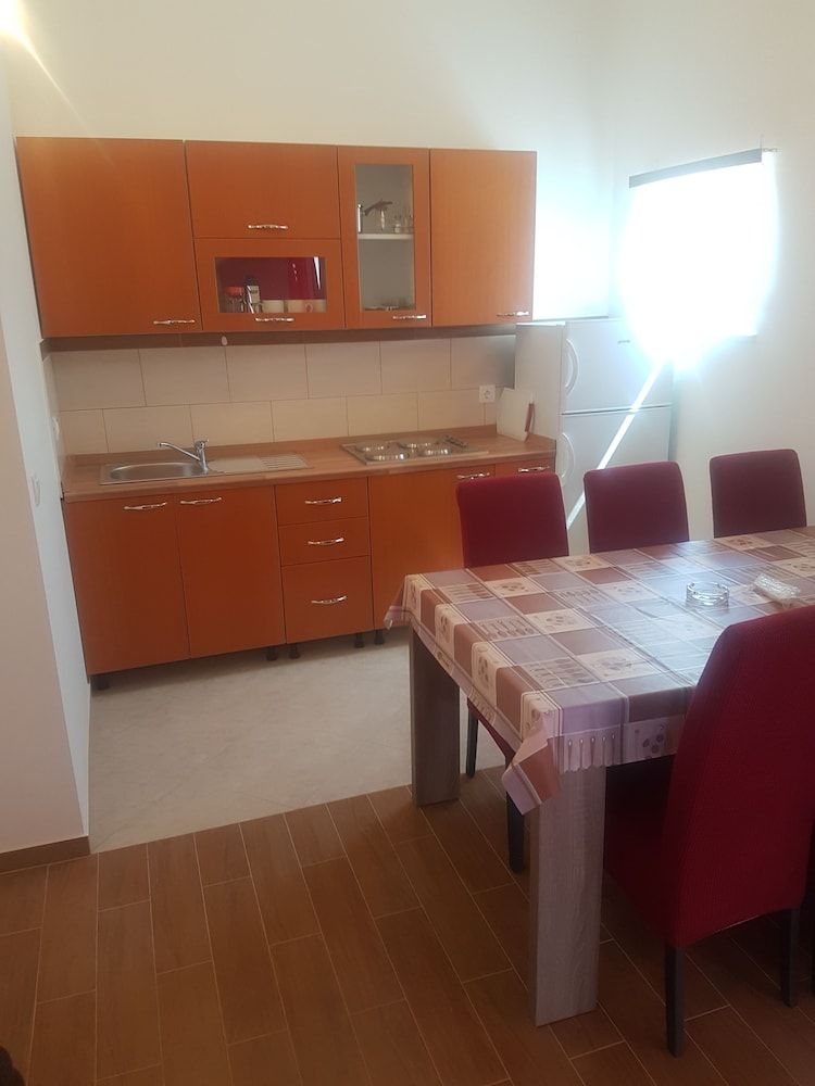 Apartments Zova 1