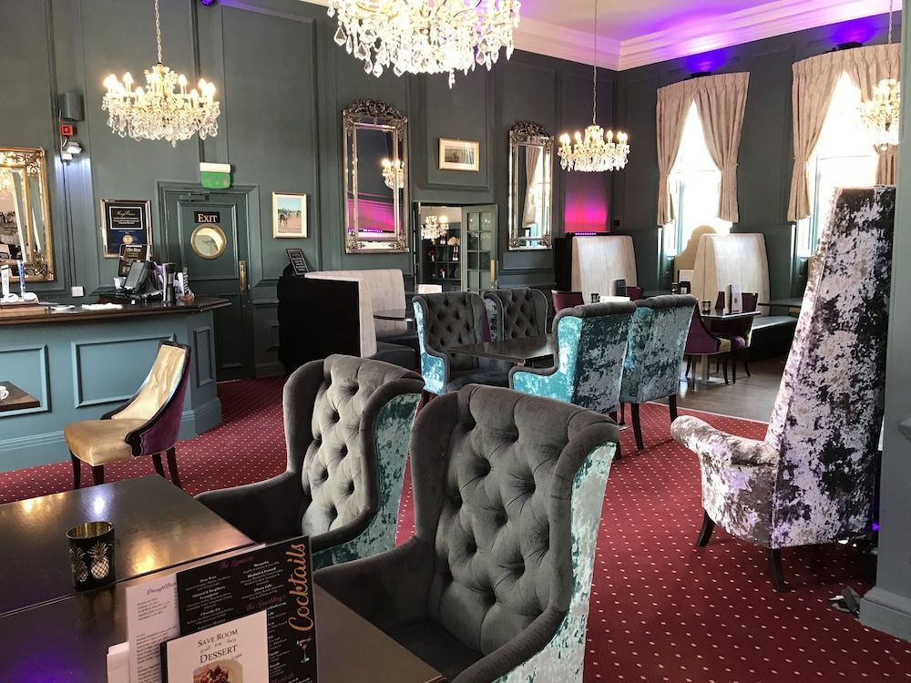 Kings Hotel 2