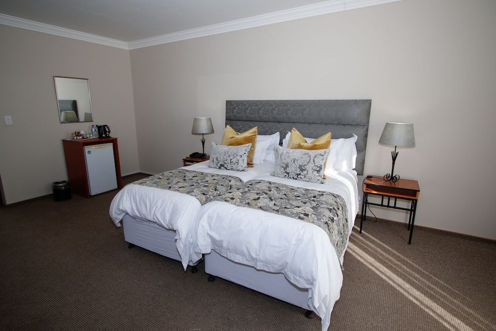 Long Beach Lodge 2