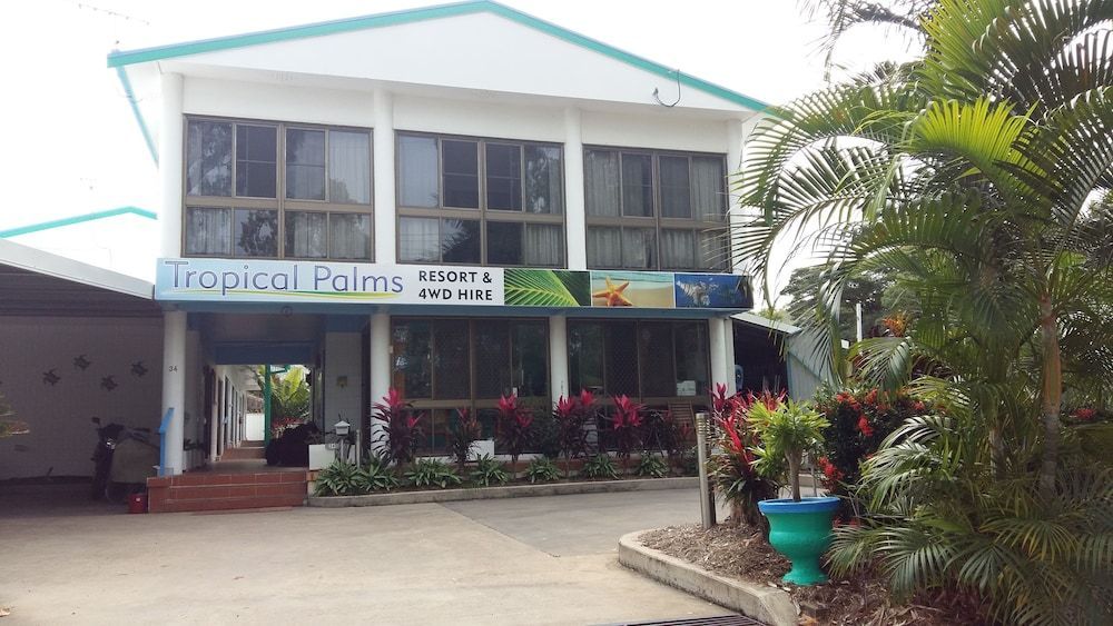 Tropical Palms Resort & 4WD Hire 1