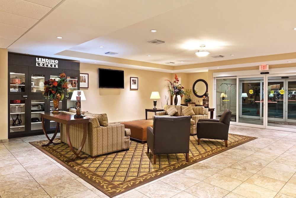 Candlewood Suites PEARLAND by IHG 2