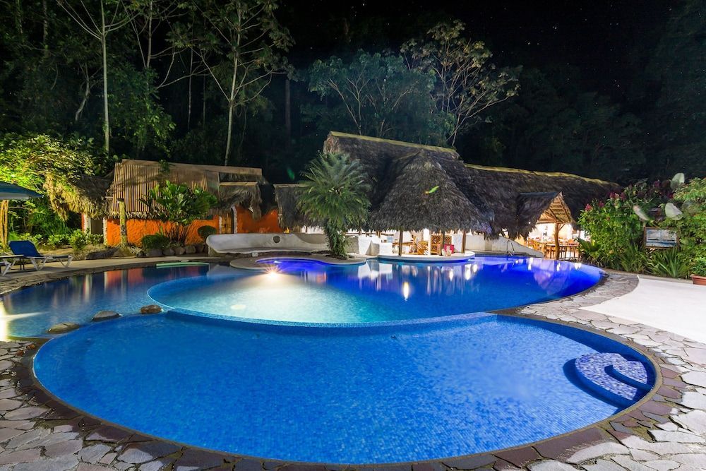 Cariblue Beach and Jungle Resort 2