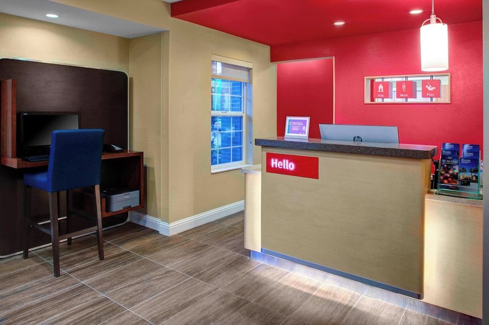TownePlace Suites Fresno 2