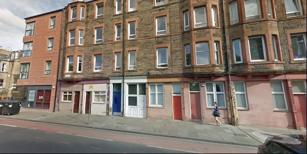 First - Slateford House Apartment 1