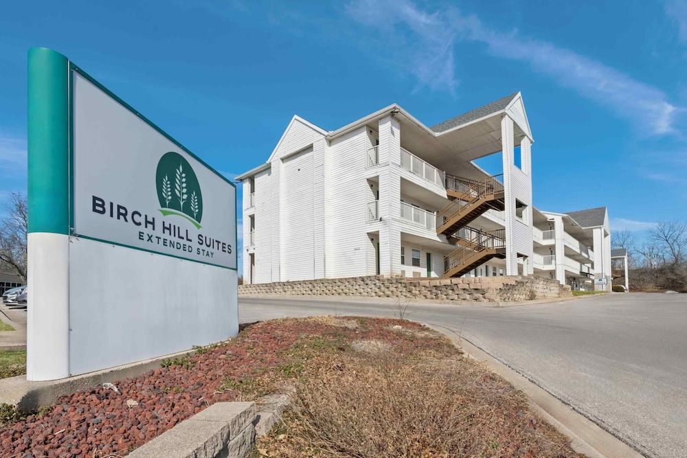 Birch Hill Suites Kansas City - Independence 1