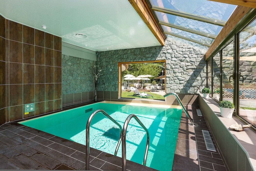 Hôtel & Spa Les Bartavelles 1