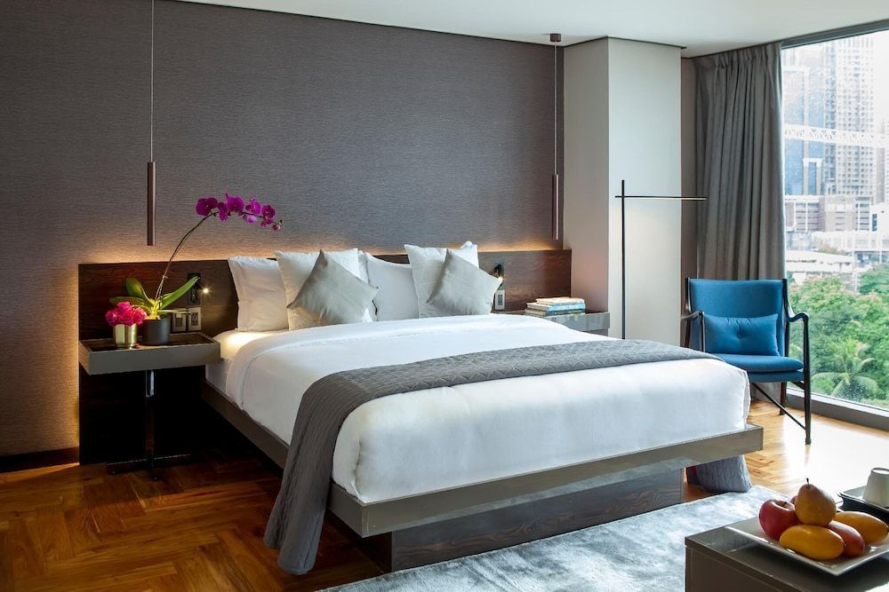 Ramada Encore Makati 2