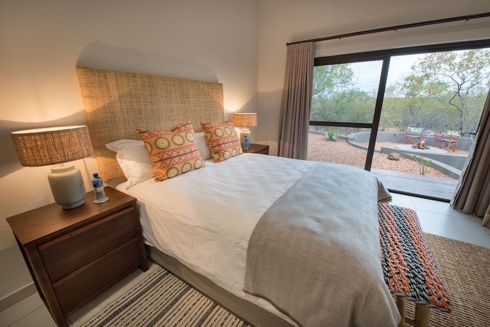 Bushwillow Private Villa 2