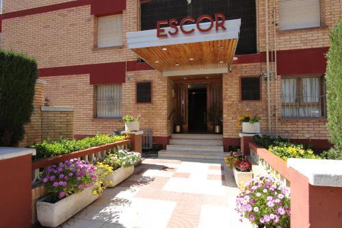 Apartment Escor 3000 2
