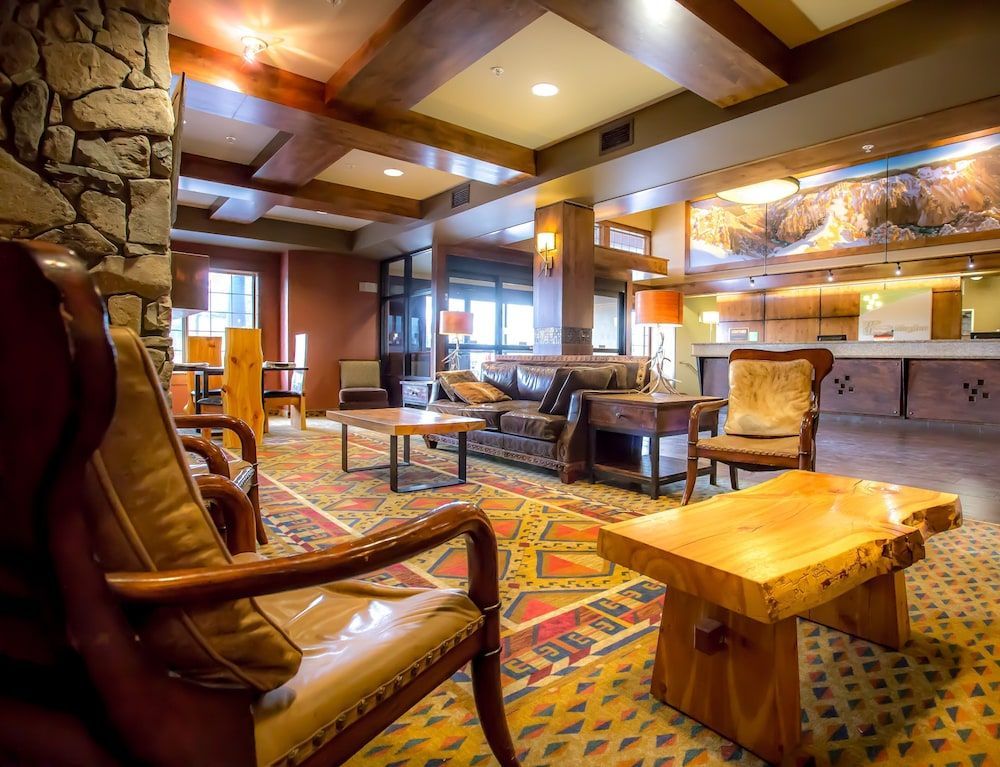 Holiday Inn WEST YELLOWSTONE by IHG 1