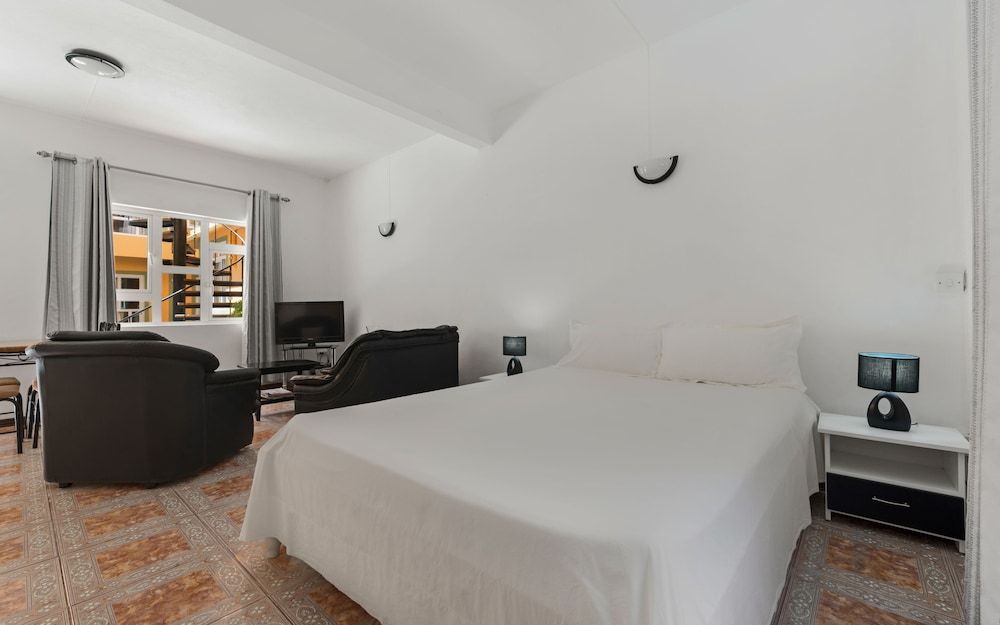 Wanna Studio Apartments 2