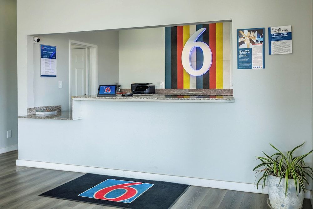 Motel 6 Greenwood, MS 2