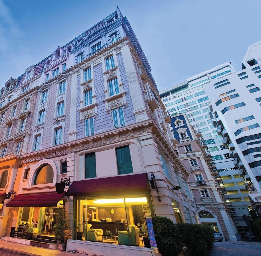 Kingston Suites Bangkok Sukhumvit 15 by Kingston Hotels 1