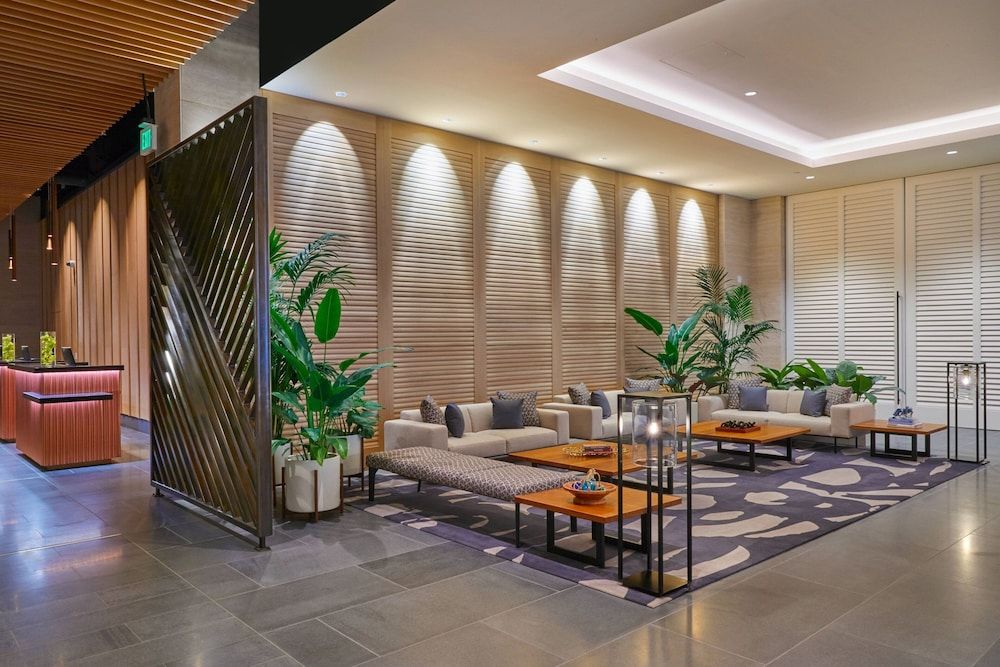 Renaissance Honolulu Hotel & Spa 2