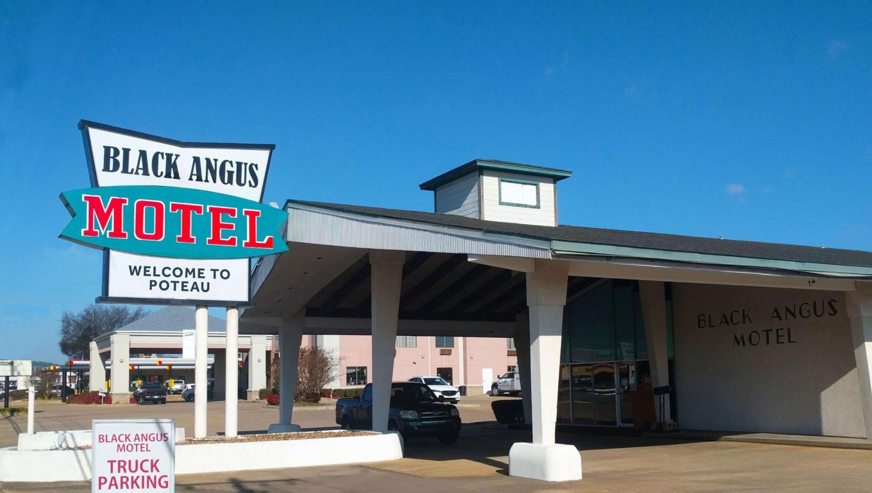 Black Angus Motel Poteau 1