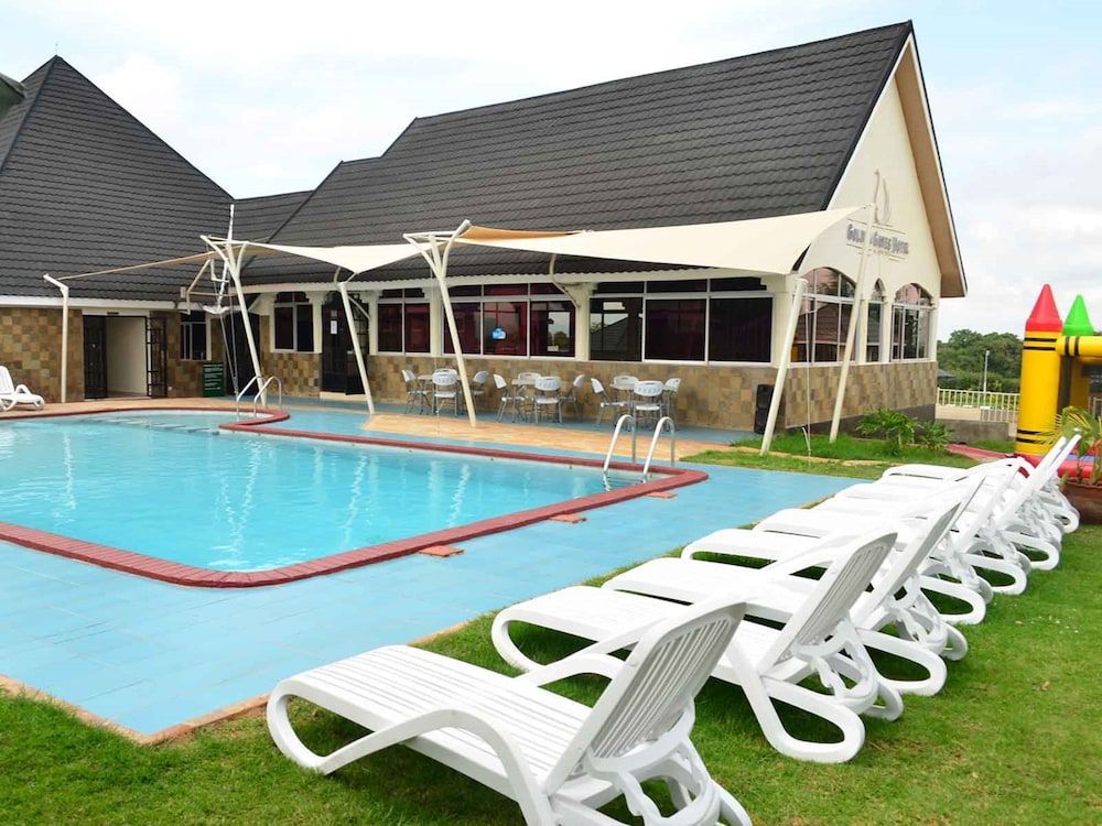 Golden Gates Hotel 1