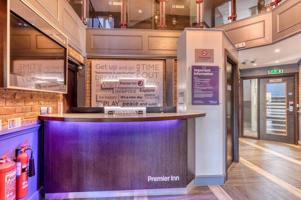 Premier Inn Tonbridge 2