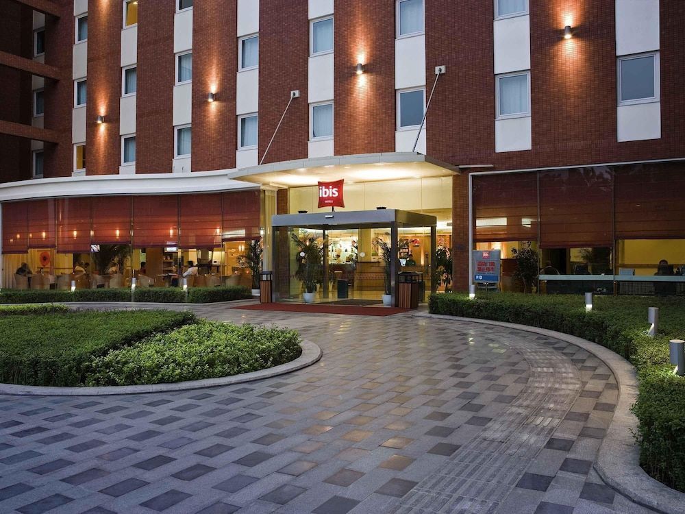 Ibis Chengdu Yongfeng Hotel 1