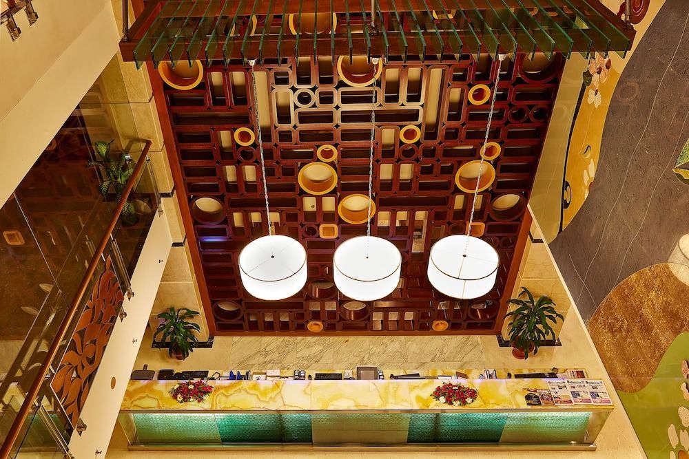 Six Seasons Hotel 2