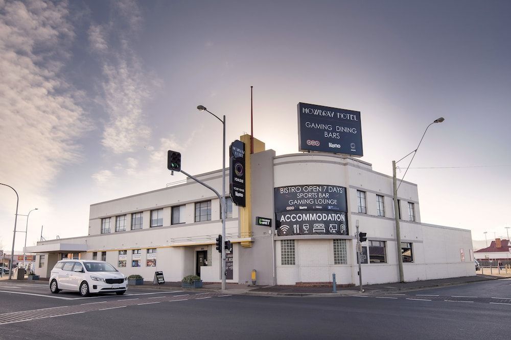 Mowbray Hotel 1