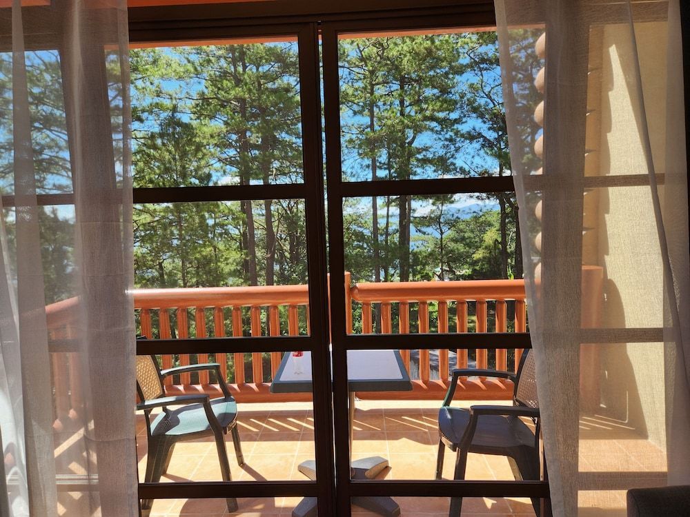 Camp john hay forest lodge 1