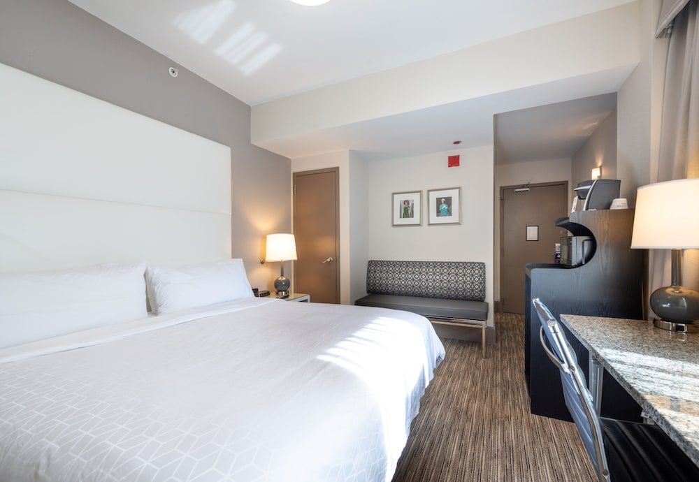 Holiday Inn Express CHICAGO - MAGNIFICENT MILE by IHG 1