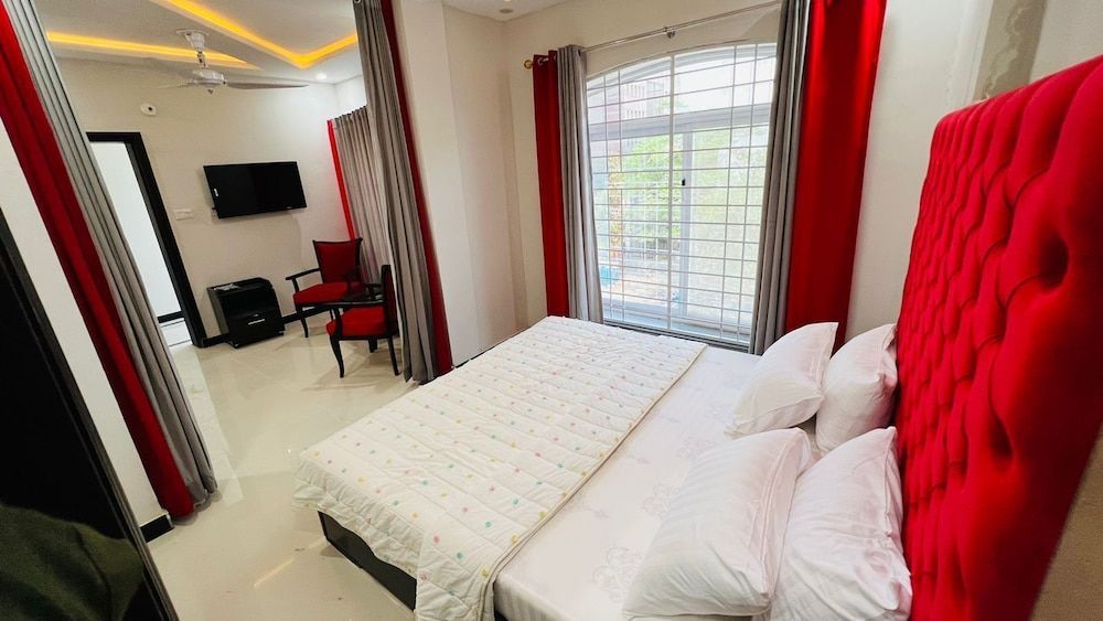 Hotel 11 2