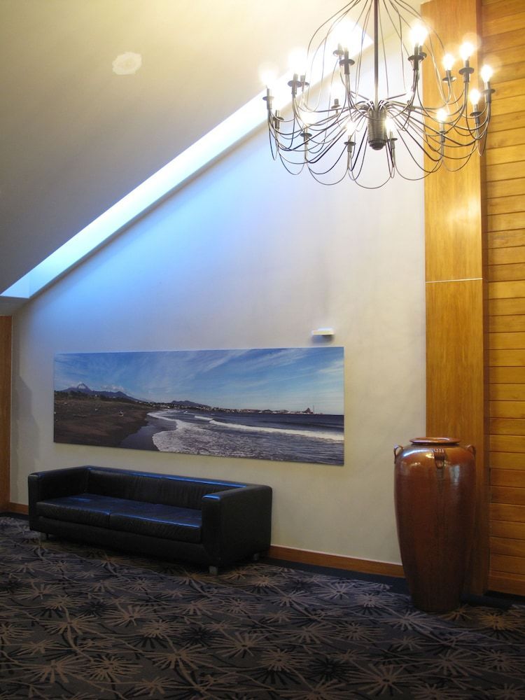 Plymouth International 2