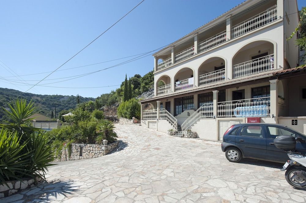Dimitrios Apartments 1