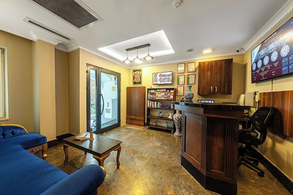 Aristocrat Hotel 2