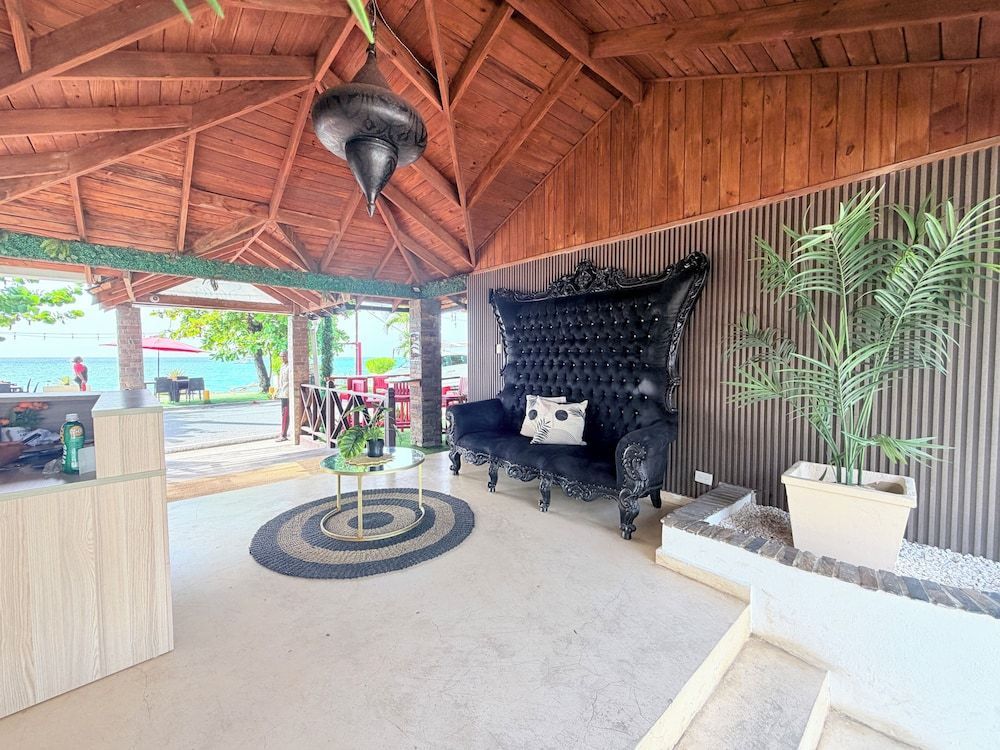 Solaz Boutique Hotel 1
