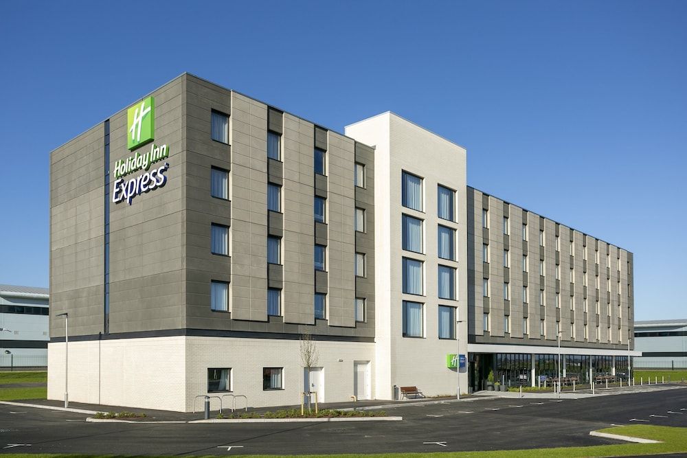 Holiday Inn Express BRIDGWATER M5, JCT. 24 by IHG 1