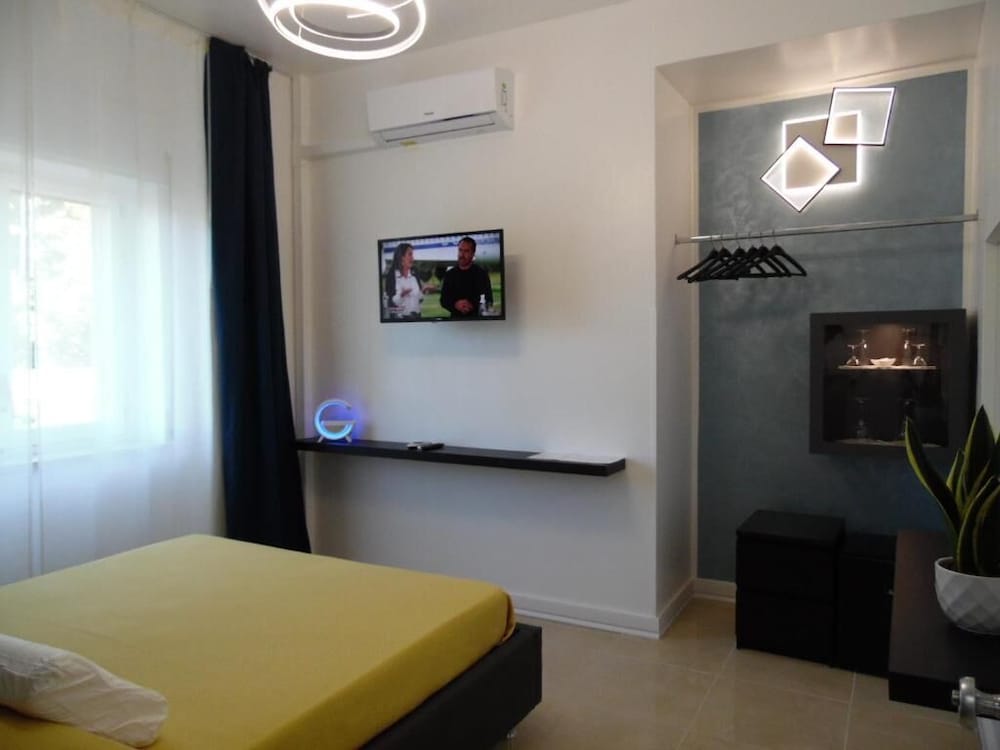 SIRIS HOTEL 2
