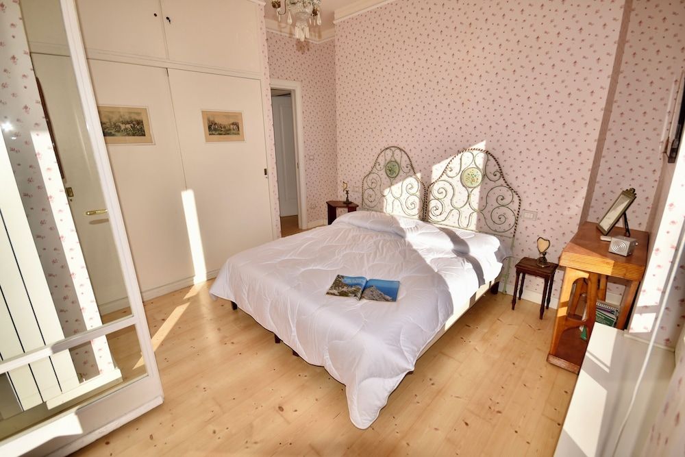 Panorama Apartment in Ospedaletti by Wonderful Italy 2