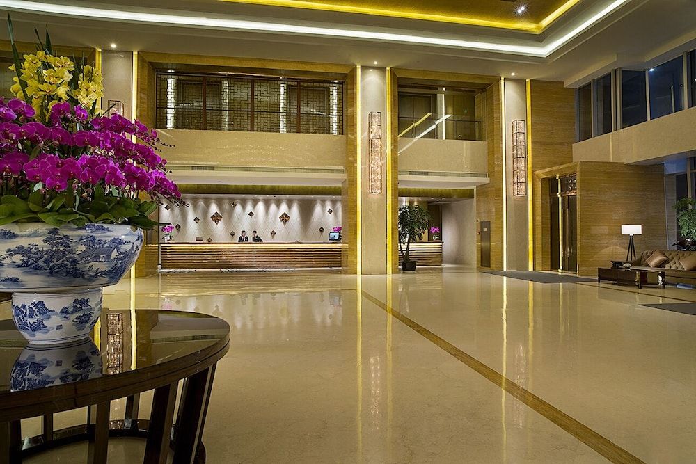 Expo Center Hotel 2