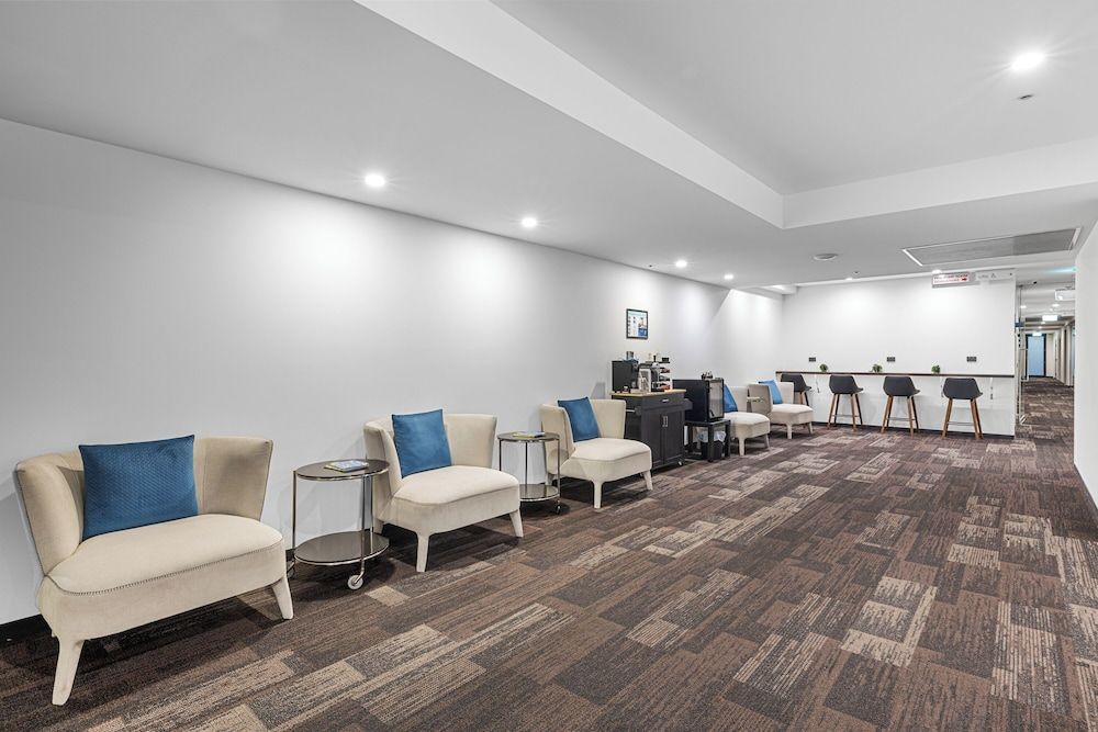 MainStay Suites Hawthorn 2