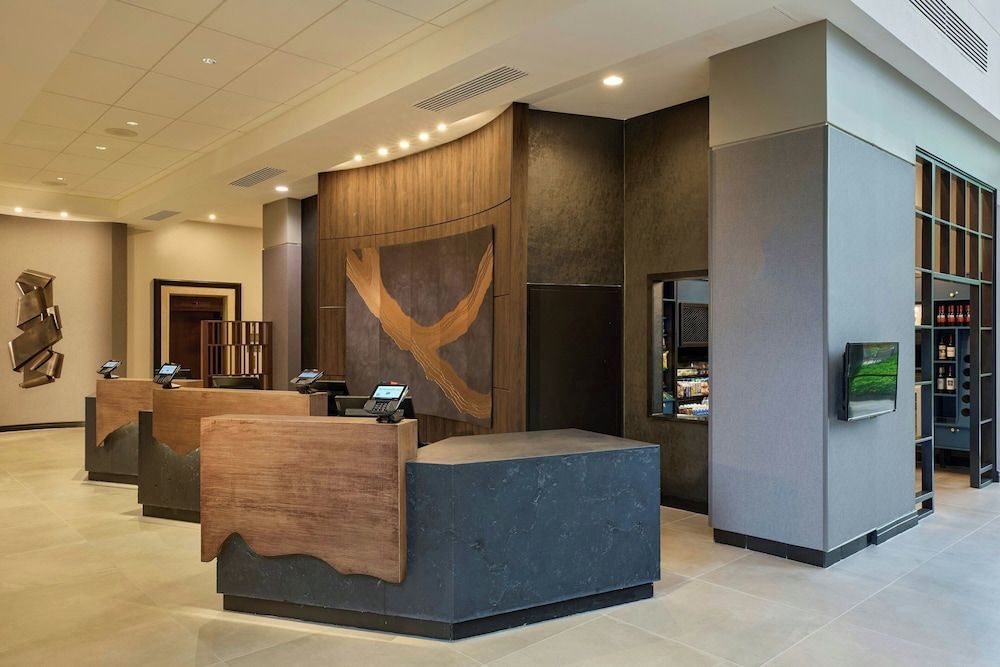 Pittsburgh Airport Marriott 2