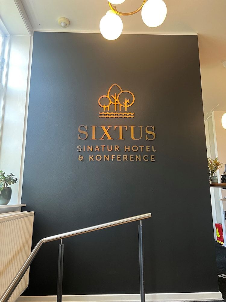Sixtus Sinatur Hotel & Konference 2