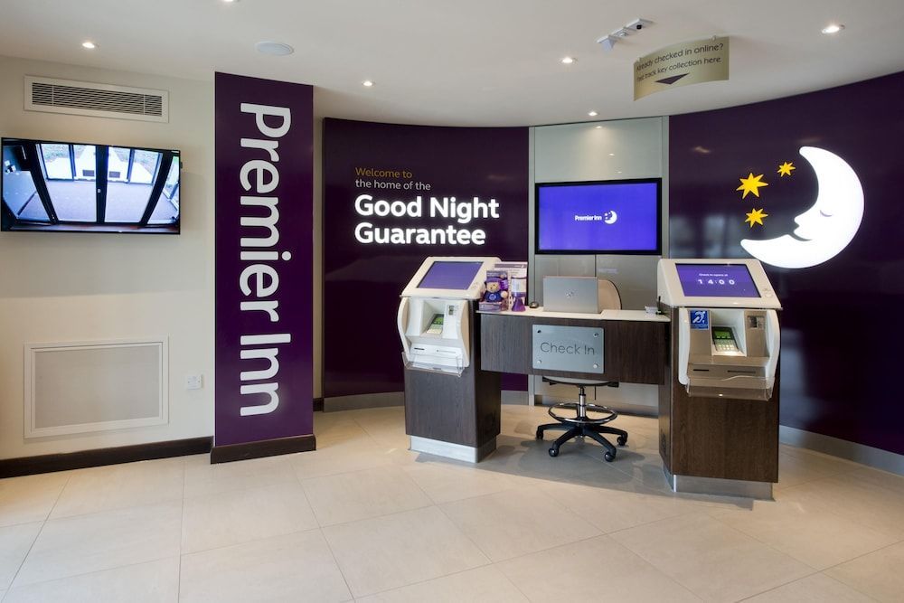 Premier Inn Newbury Town Centre South A339 2