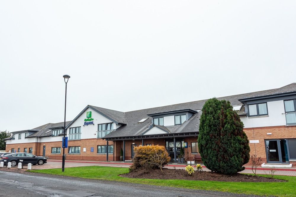 Holiday Inn Express EDINBURGH AIRPORT by IHG 1