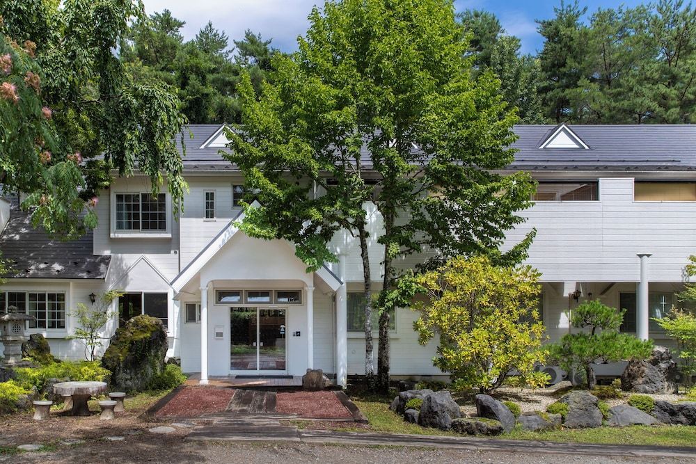 Fujiyama Inn Conifer 1