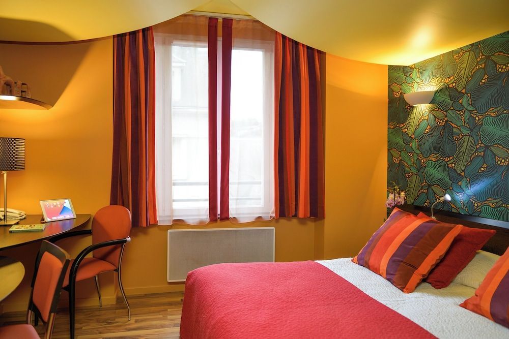 Logis Hôtels Le Saint Georges 2