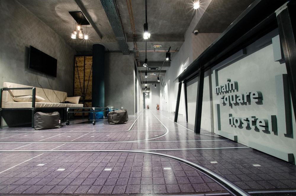 Main Square Hostel 2