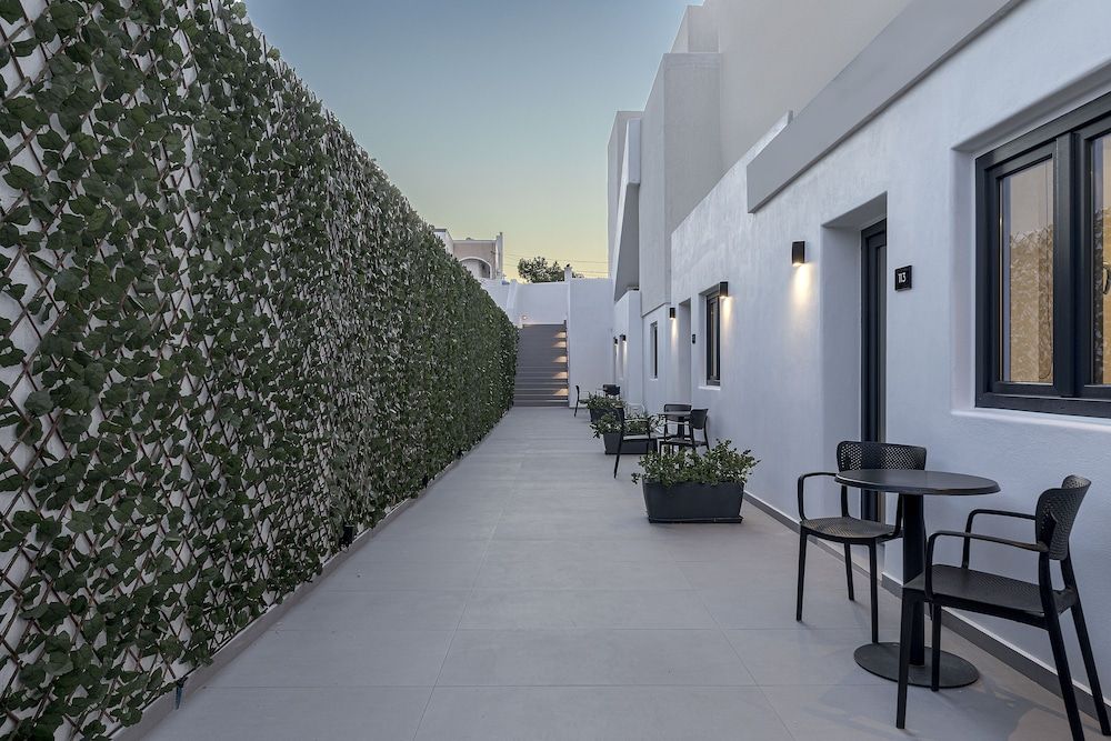 Onyx Hotel & Suites 2