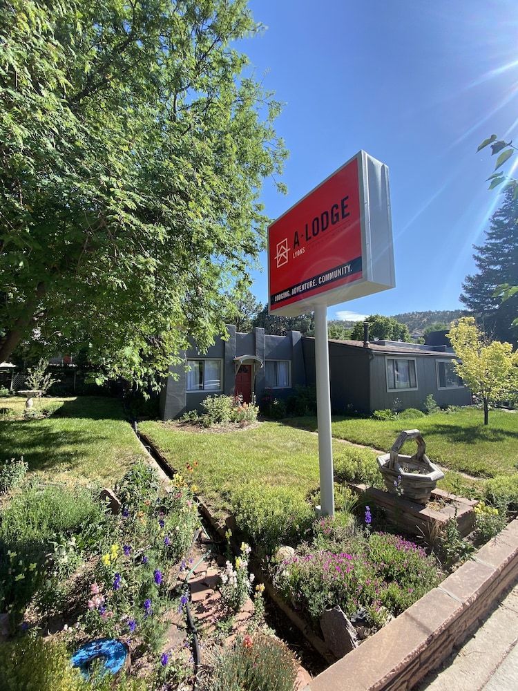 A-Lodge Lyons 1