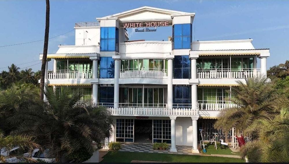 White House Beach Resort, Nagaon 1