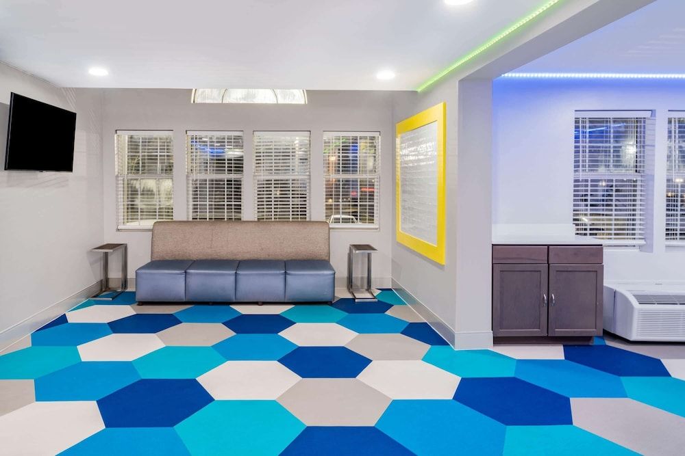 Microtel Inn by Wyndham Athens 2