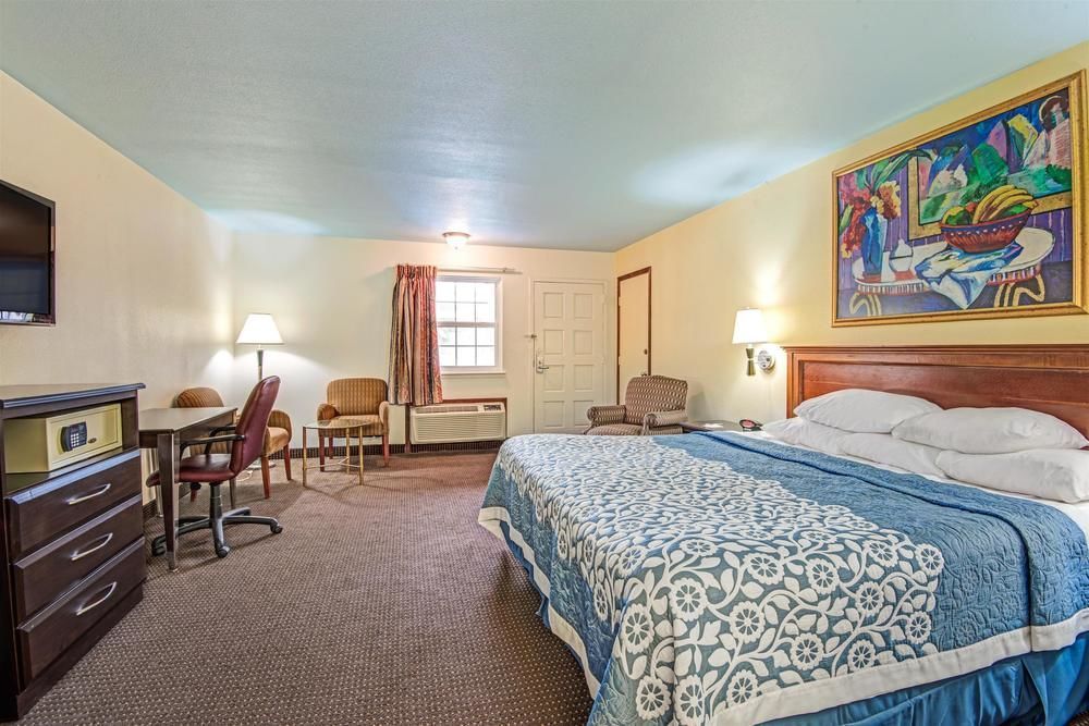 DAYS INN AUSTIN/UNIVERSITY/DOWNTOWN 1